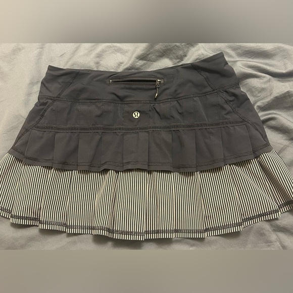 Lululemon Navy & Grey Running Skirt | Vintage RARE - Picture 2 of 5